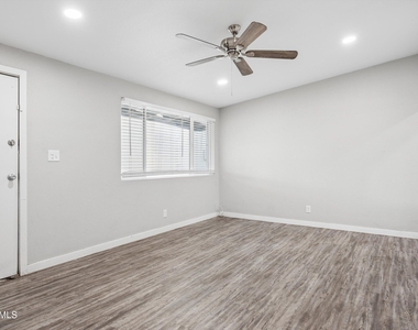 449 N Williams -- - Photo Thumbnail 9