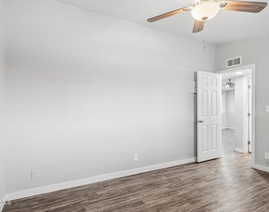 449 N Williams -- - Photo Thumbnail 22