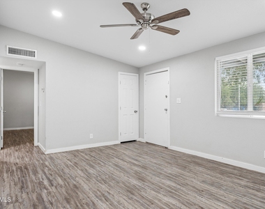 449 N Williams -- - Photo Thumbnail 11