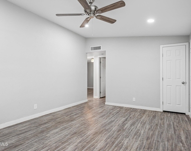 449 N Williams -- - Photo Thumbnail 13