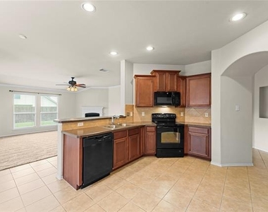 2023 Sterling Gate Drive - Photo Thumbnail 11