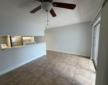 4419 Treehouse Lane - Photo Thumbnail 9