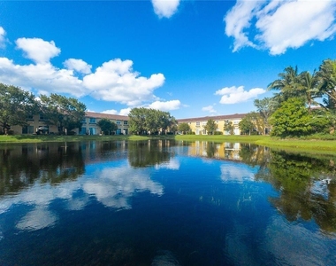 2851 W Prospect Road - Photo Thumbnail 2