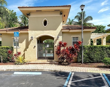 2851 W Prospect Road - Photo Thumbnail 12