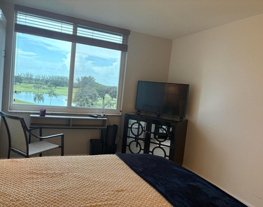 8900 Washington Boulevard - Photo Thumbnail 14