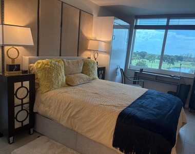 8900 Washington Boulevard - Photo Thumbnail 12