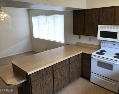 1653 W Plana Avenue - Photo Thumbnail 9