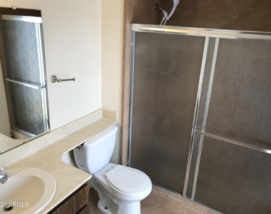 1653 W Plana Avenue - Photo Thumbnail 12