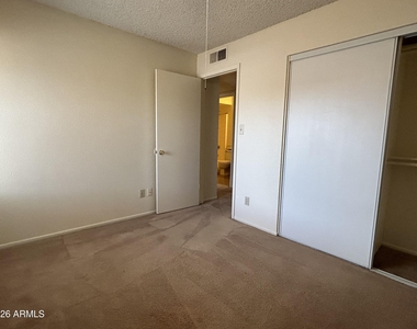 1653 W Plana Avenue - Photo Thumbnail 16