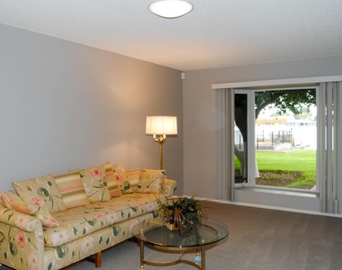 13812 N Crown Point - Photo Thumbnail 3
