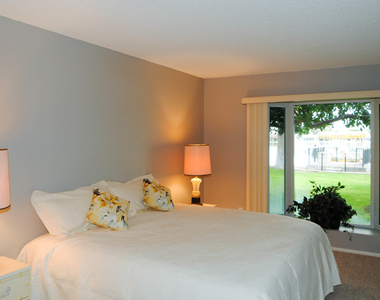 13812 N Crown Point - Photo Thumbnail 5