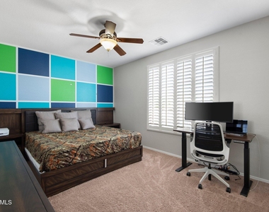 2881 E Tonto Drive - Photo Thumbnail 12