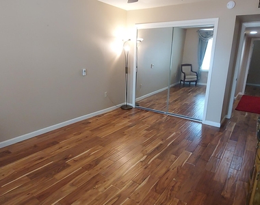 14909 W Alpaca Drive - Photo Thumbnail 15