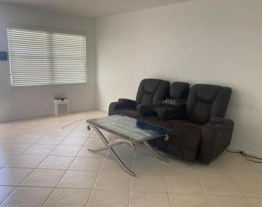 1097 Cornwall E - Photo Thumbnail 1