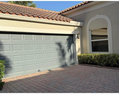 6165 Nw 77th Place - Photo Thumbnail 6
