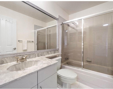 6165 Nw 77th Place - Photo Thumbnail 17