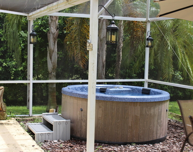 238 Sw Chandler Terrace - Photo Thumbnail 1