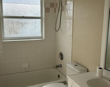 238 Sw Chandler Terrace - Photo Thumbnail 12