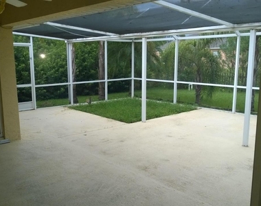238 Sw Chandler Terrace - Photo Thumbnail 5