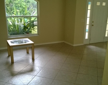 238 Sw Chandler Terrace - Photo Thumbnail 6