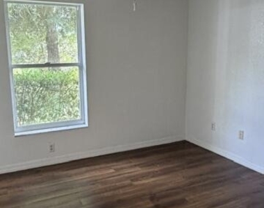 238 Sw Chandler Terrace - Photo Thumbnail 11