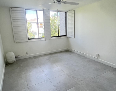 4381 Trevi Court - Photo Thumbnail 9