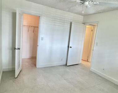 4381 Trevi Court - Photo Thumbnail 16