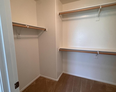 14955 N 174th Lane - Photo Thumbnail 34