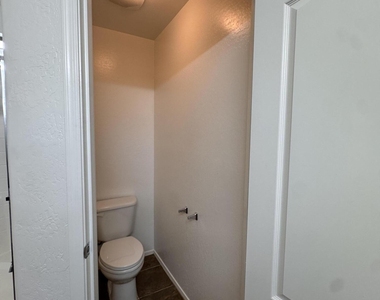 14955 N 174th Lane - Photo Thumbnail 39