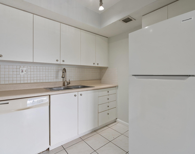 701 Nw 19th Street - Photo Thumbnail 5