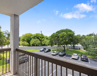 701 Nw 19th Street - Photo Thumbnail 14