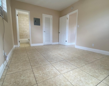 4820 Maine Street - Photo Thumbnail 3
