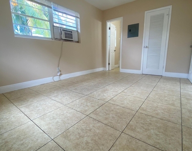 4820 Maine Street - Photo Thumbnail 4