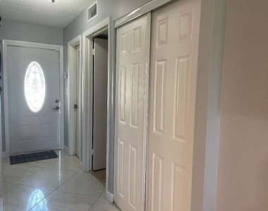 8900 Washington Boulevard - Photo Thumbnail 5
