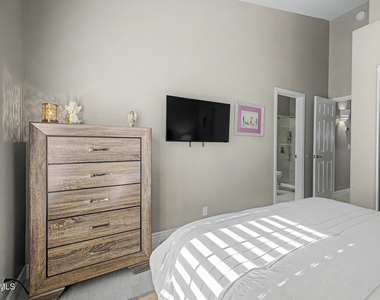 9026 W Escuda Drive - Photo Thumbnail 19