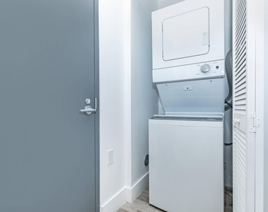 39 Nw 7th Avenue - Photo Thumbnail 5