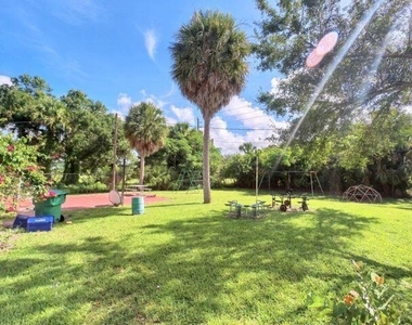 704 Sw 6th Street - Photo Thumbnail 18