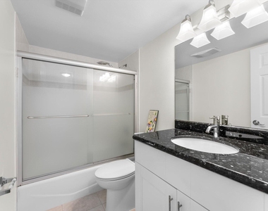 4240 Oaks Terrace - Photo Thumbnail 24