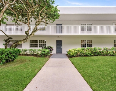 4240 Oaks Terrace - Photo Thumbnail 6