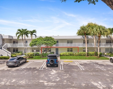 4240 Oaks Terrace - Photo Thumbnail 29