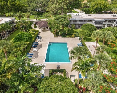 4240 Oaks Terrace - Photo Thumbnail 32