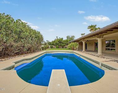 8430 N 80th Place - Photo Thumbnail 24