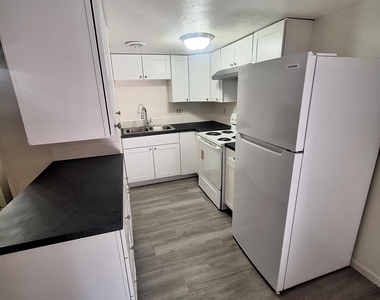 36 W Pasadena Avenue - Photo Thumbnail 2