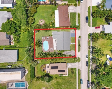 728 Ne 9th Avenue - Photo Thumbnail 37