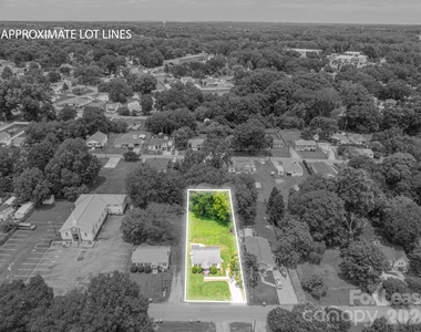 913 Edgemont Avenue - Photo Thumbnail 8