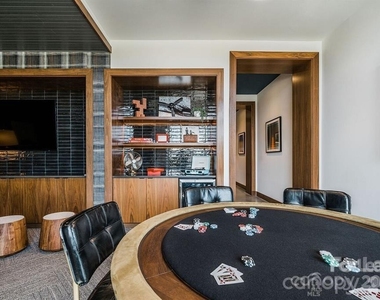 4220 Colony Plaza Drive - Photo Thumbnail 19