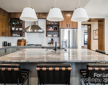 4220 Colony Plaza Drive - Photo Thumbnail 37