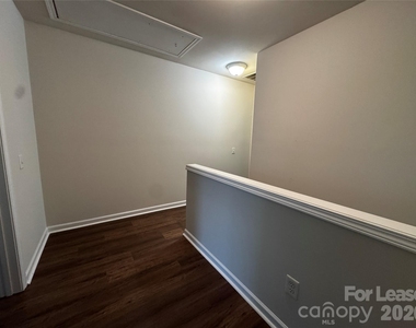 11342 Cedar Walk Lane - Photo Thumbnail 12