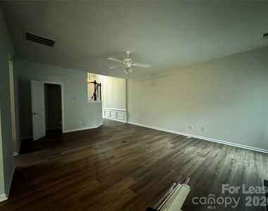 11342 Cedar Walk Lane - Photo Thumbnail 5