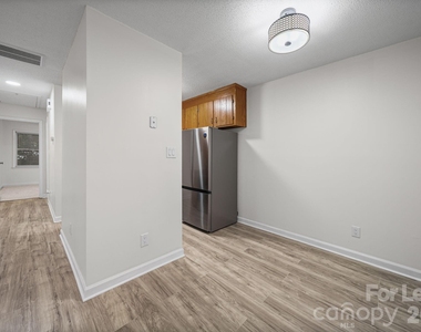 1110 Chandler Drive - Photo Thumbnail 4